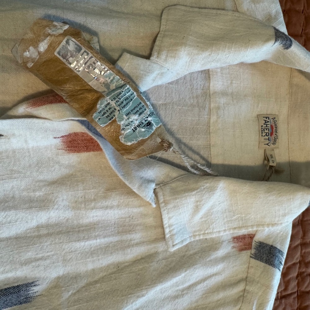 Faherty Brand Mens XXL Short Sleeve Ikat Print Linen Blend Camp Shirt Cream - Picture 8 of 9